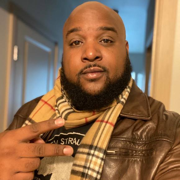 Meet your Posher, Benjamin - Picture 1 of 1